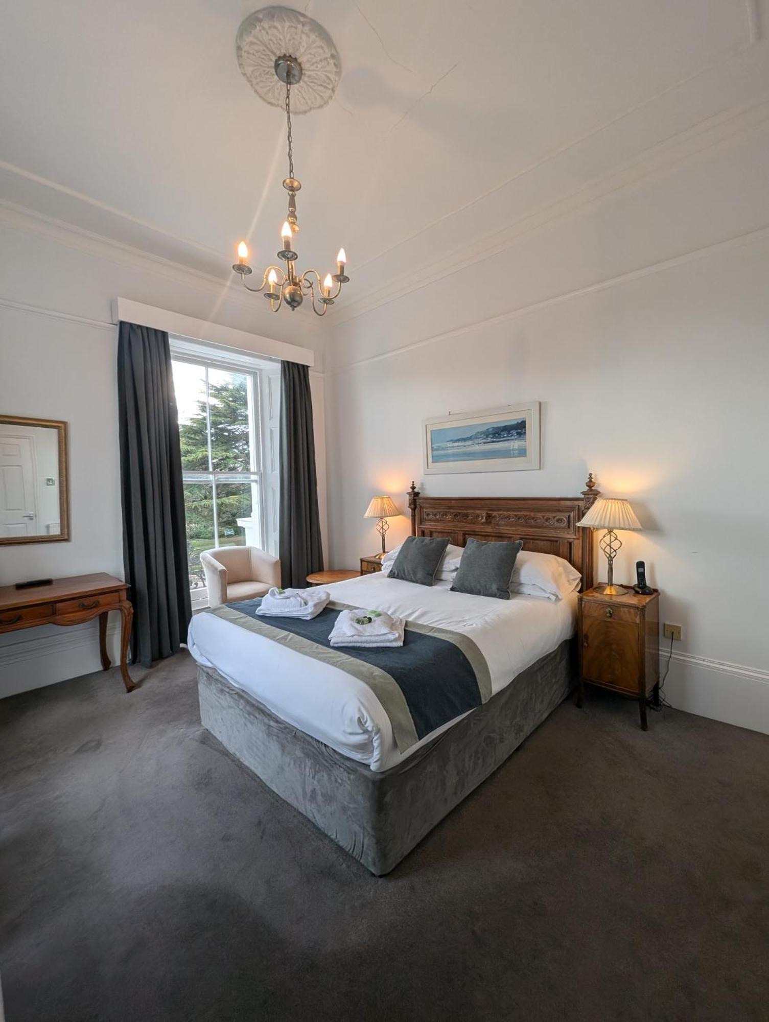 Anglesey Hotel Gosport Buitenkant foto