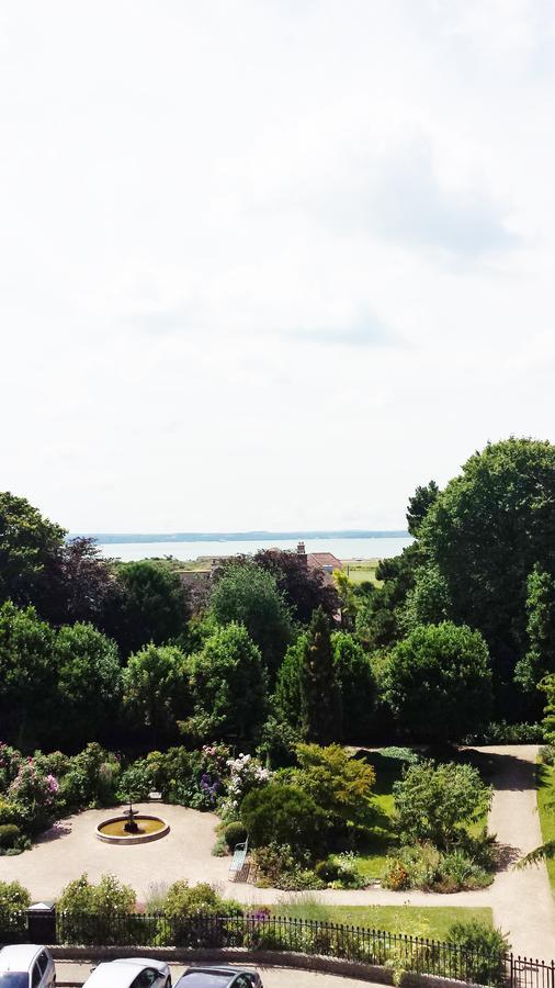 Anglesey Hotel Gosport Buitenkant foto